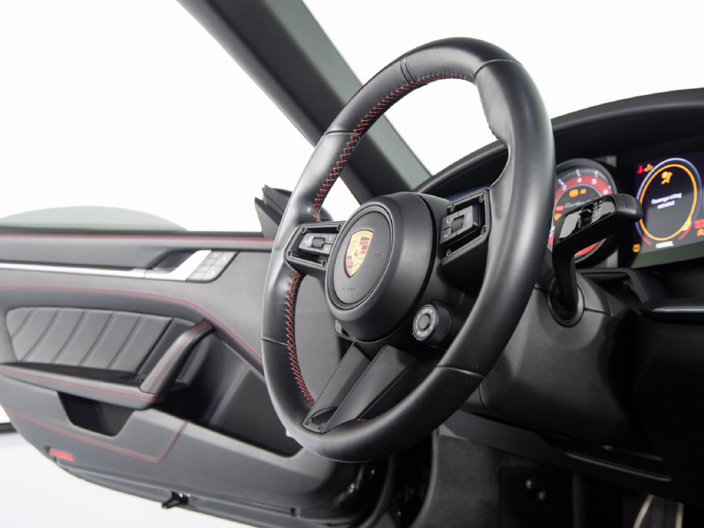 Certified 2022 Porsche 911 Turbo S AWD/4WD image 34