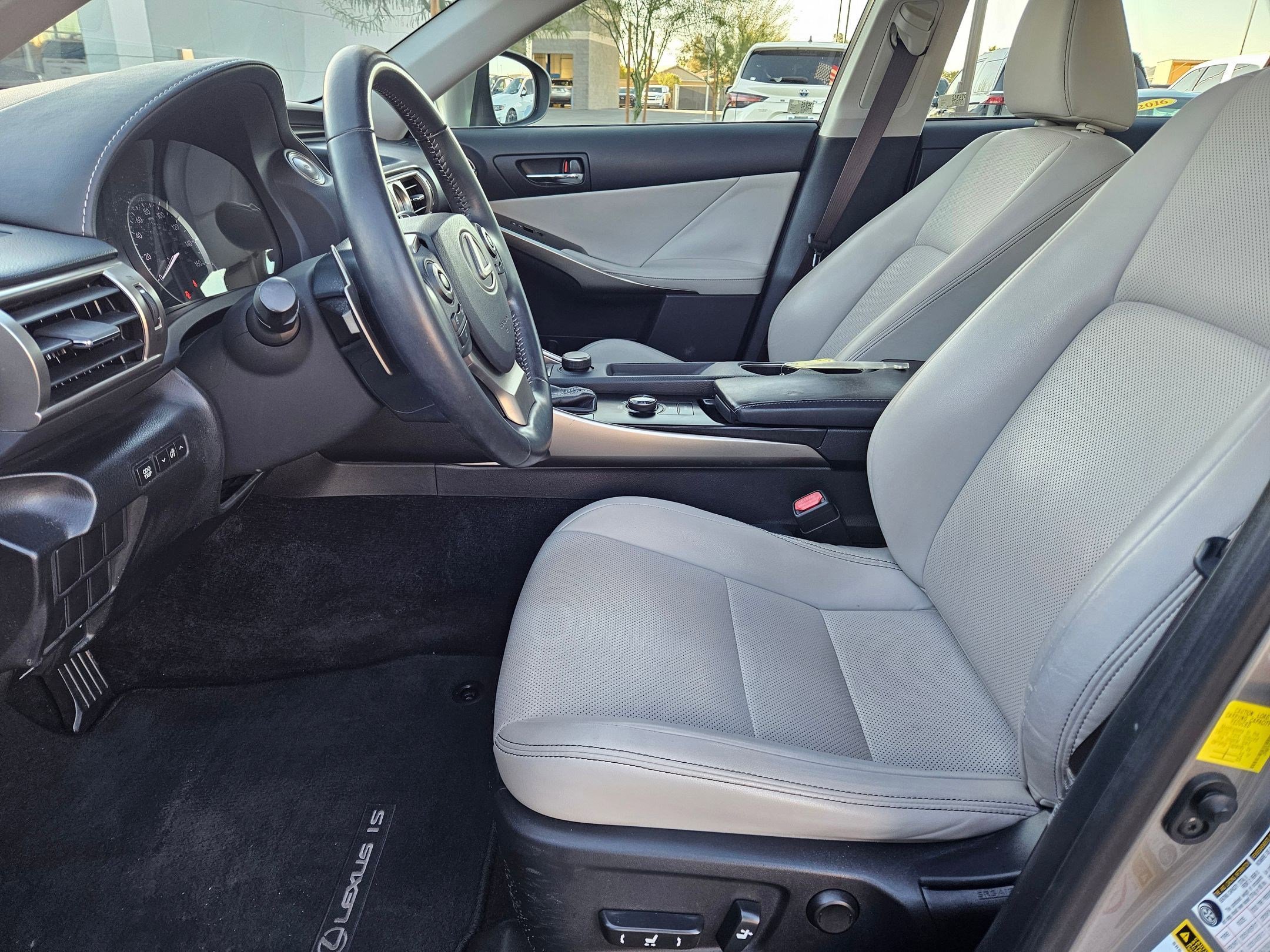 Used 2014 Lexus IS 250 image 17