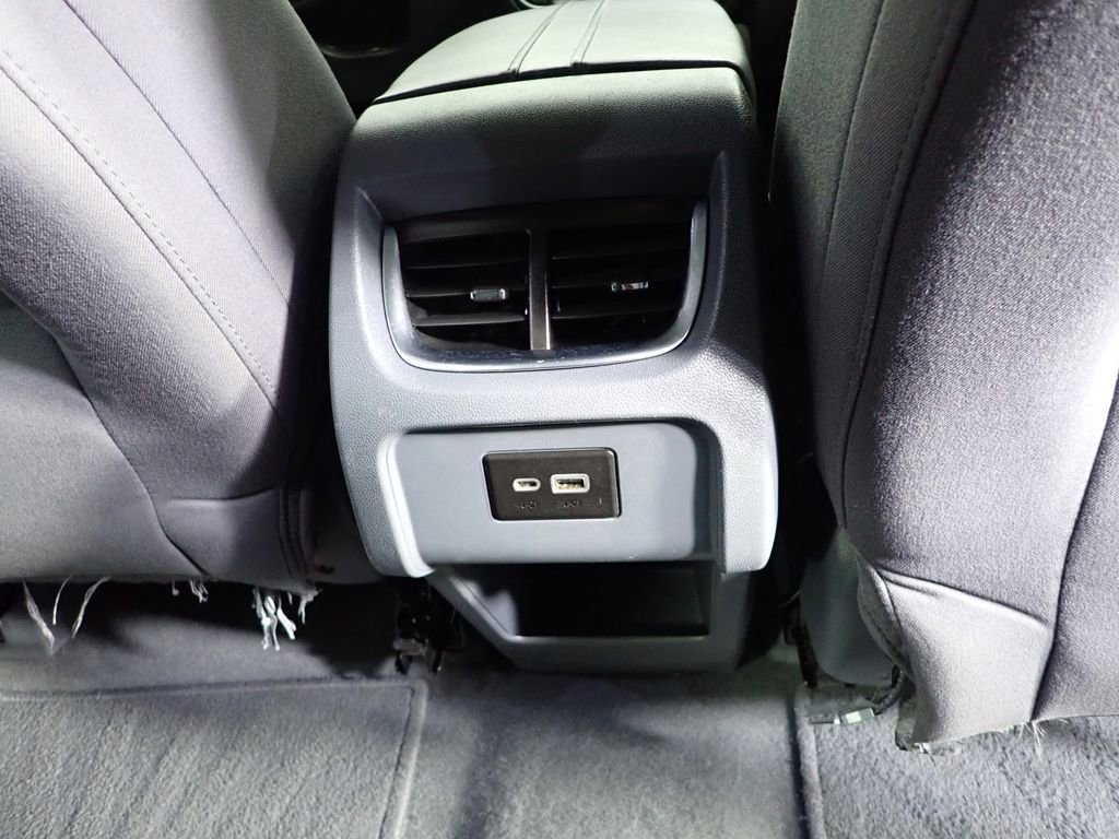 Used 2019 Chevrolet Blazer LT image 40