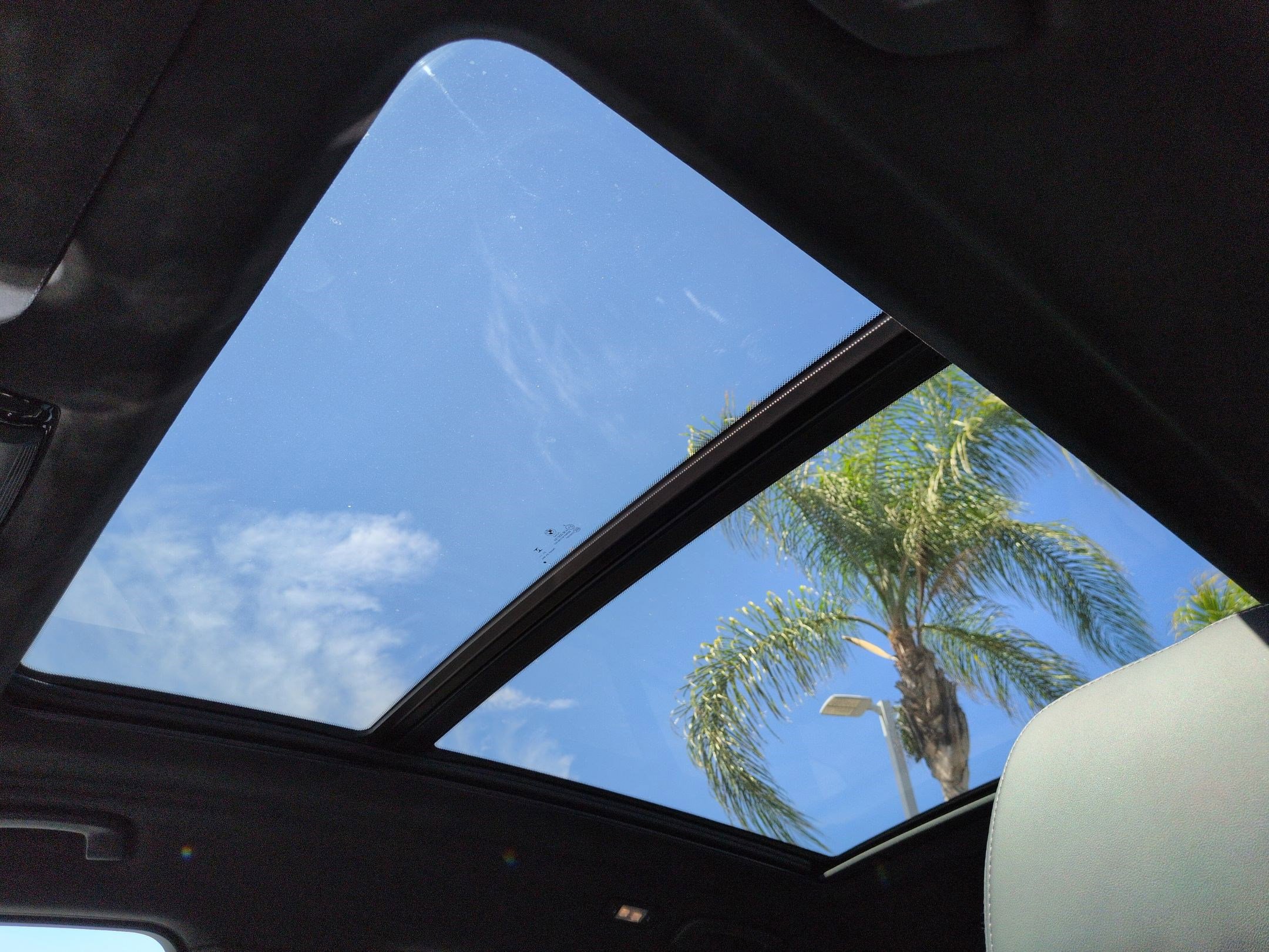 Used 2025 BMW X7 M60i AWD/4WD image 28