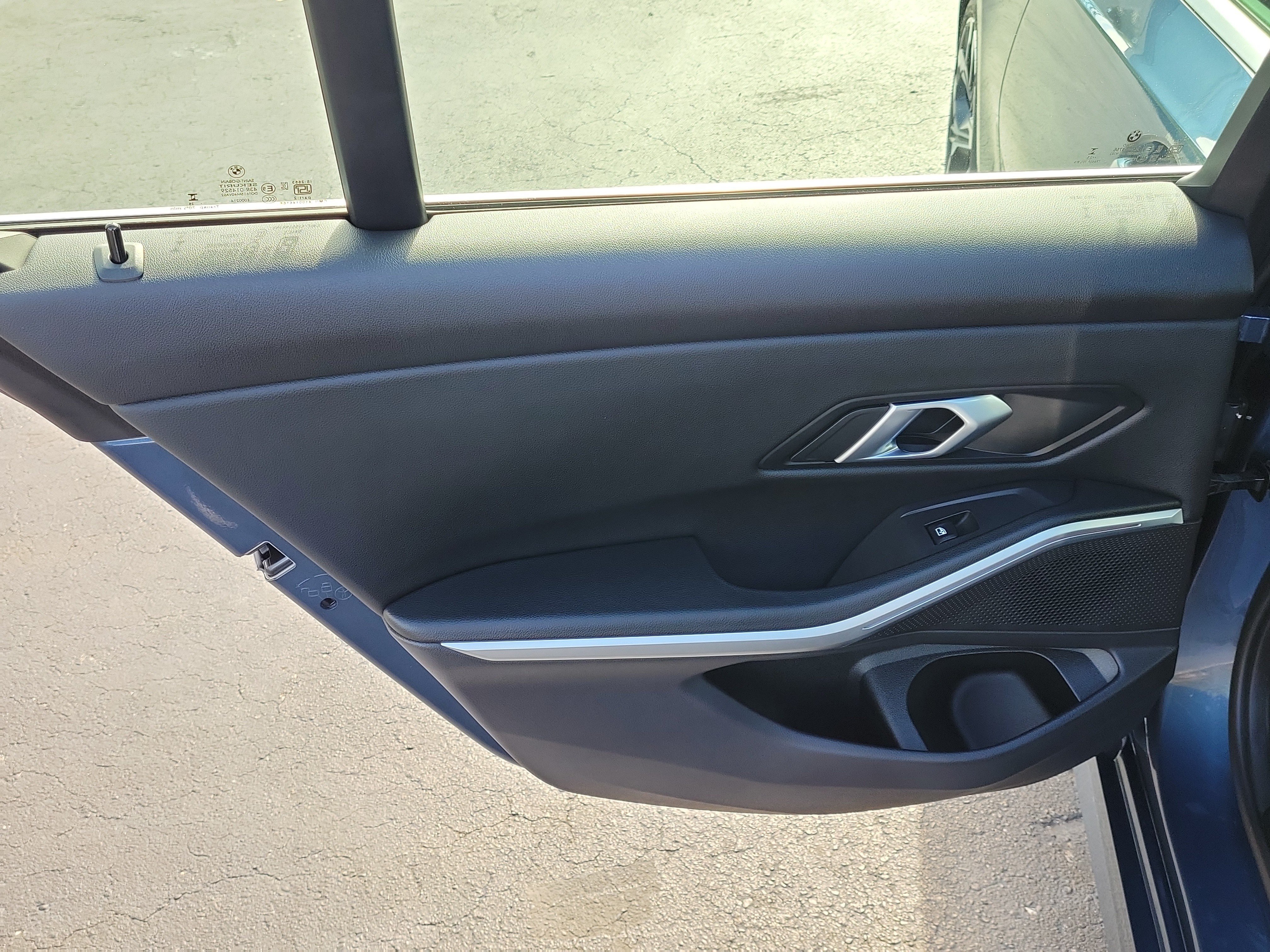Used 2026 BMW 330i Sedan RWD image 9