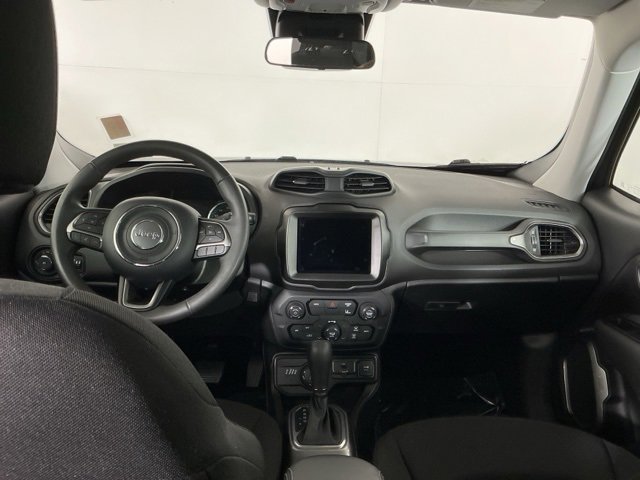 Used 2022 Jeep Renegade Latitude image 23