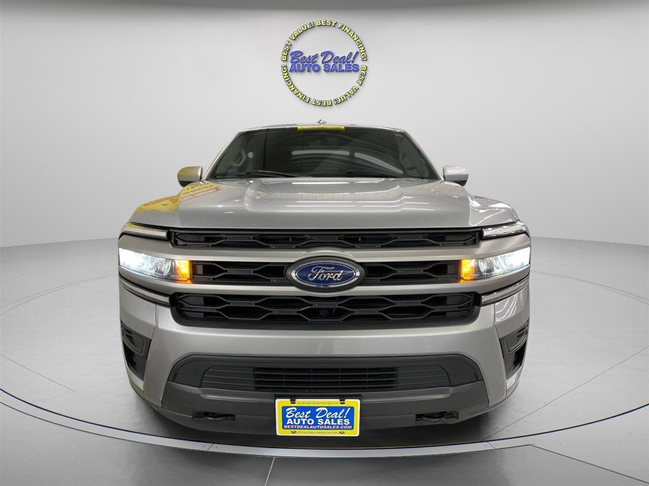 Used 2023 Ford Expedition Max XLT image 8