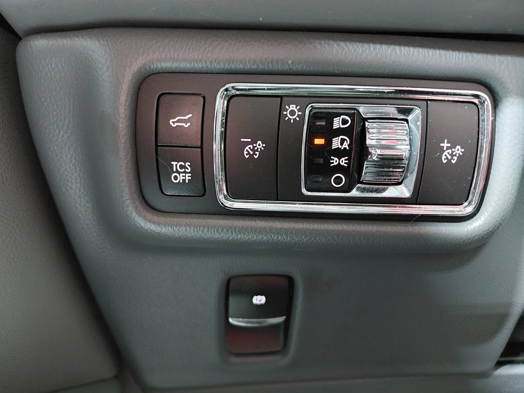 Used 2022 Lincoln Nautilus Reserve w/ Equipment Group 201A AWD/4WD image 38