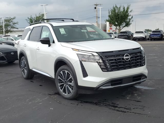 New 2026 Nissan Pathfinder Platinum AWD/4WD image 36