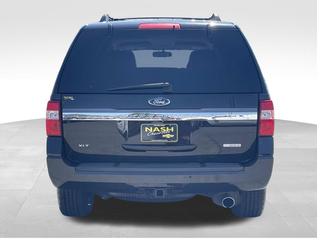 Used 2015 Ford Expedition XLT RWD image 4
