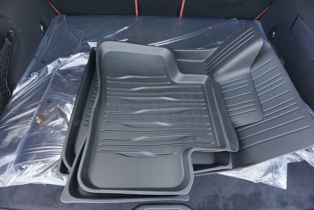 Certified 2026 Mercedes-Benz GLC 300 image 72