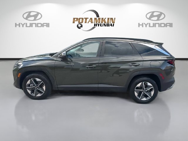 Certified 2025 Hyundai Tucson SEL AWD/4WD image 9