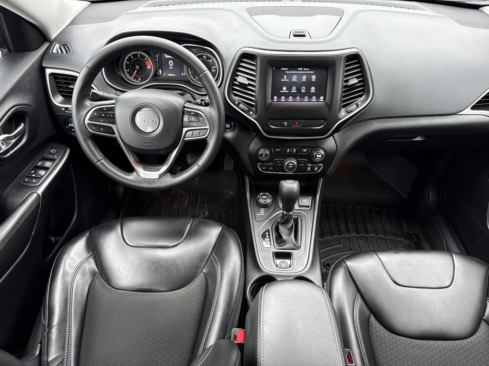 Used 2019 Jeep Cherokee Latitude Plus image 21