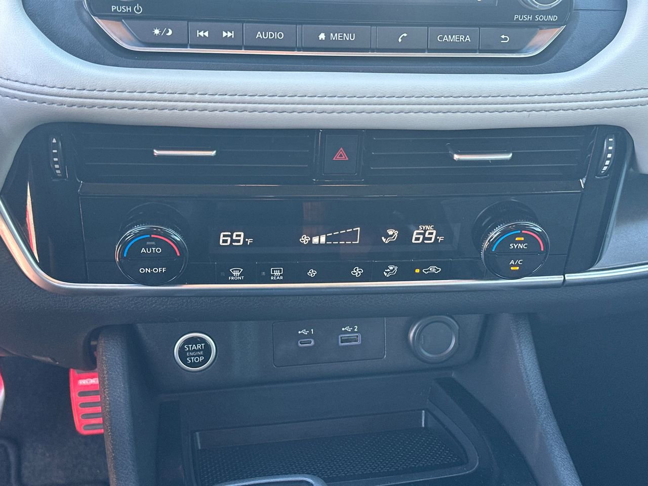 Used 2022 Nissan Rogue SV image 29