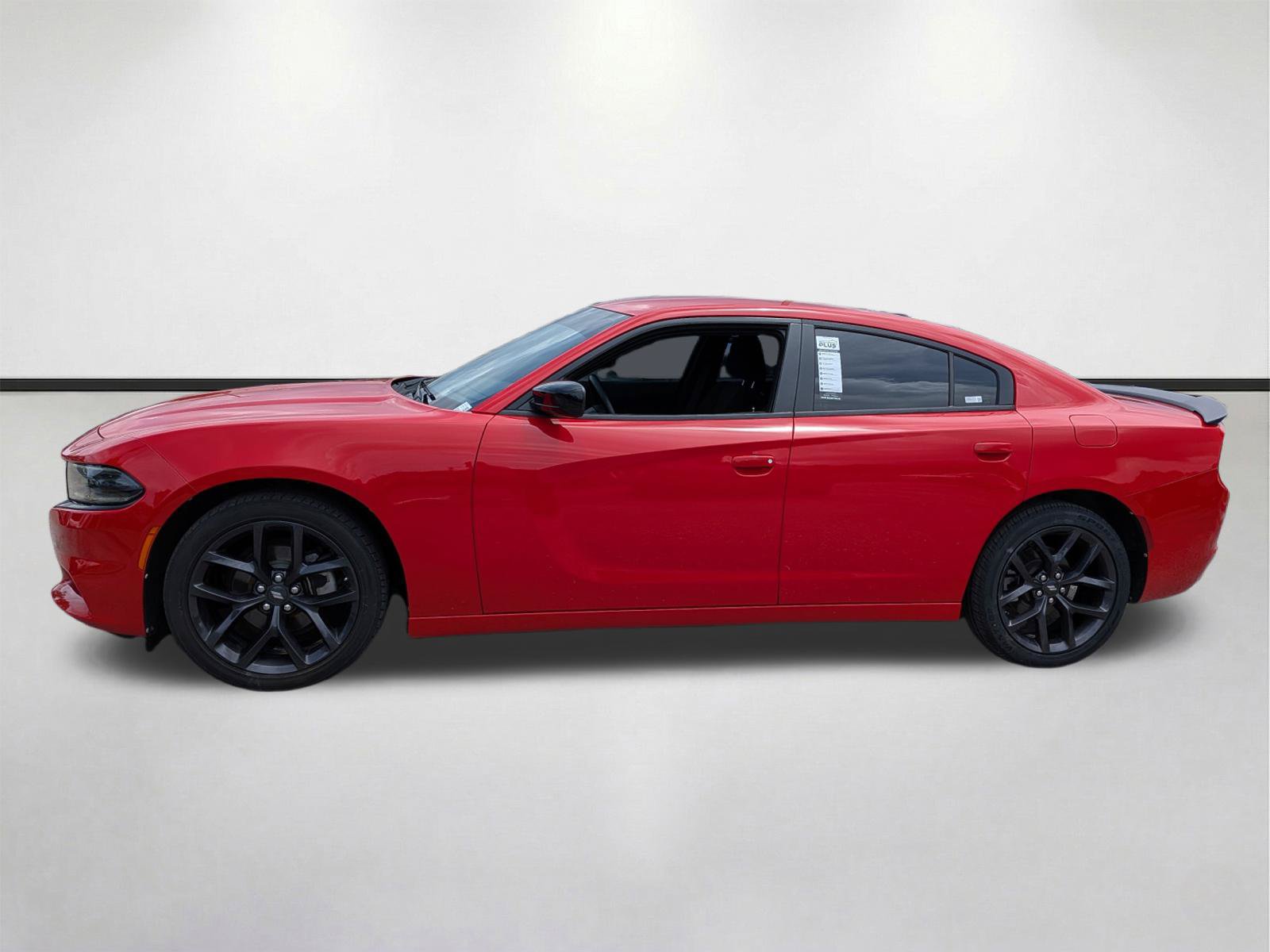 Used 2022 Dodge Charger SXT w/ Blacktop Package RWD image 7