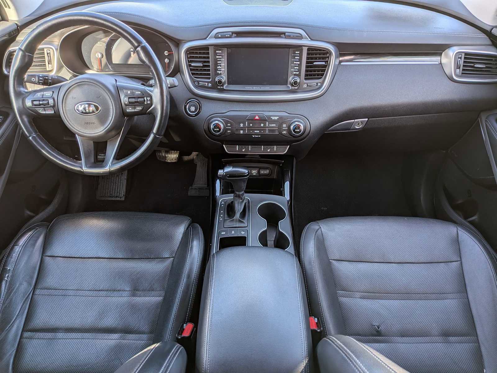 Used 2018 Kia Sorento SX image 13