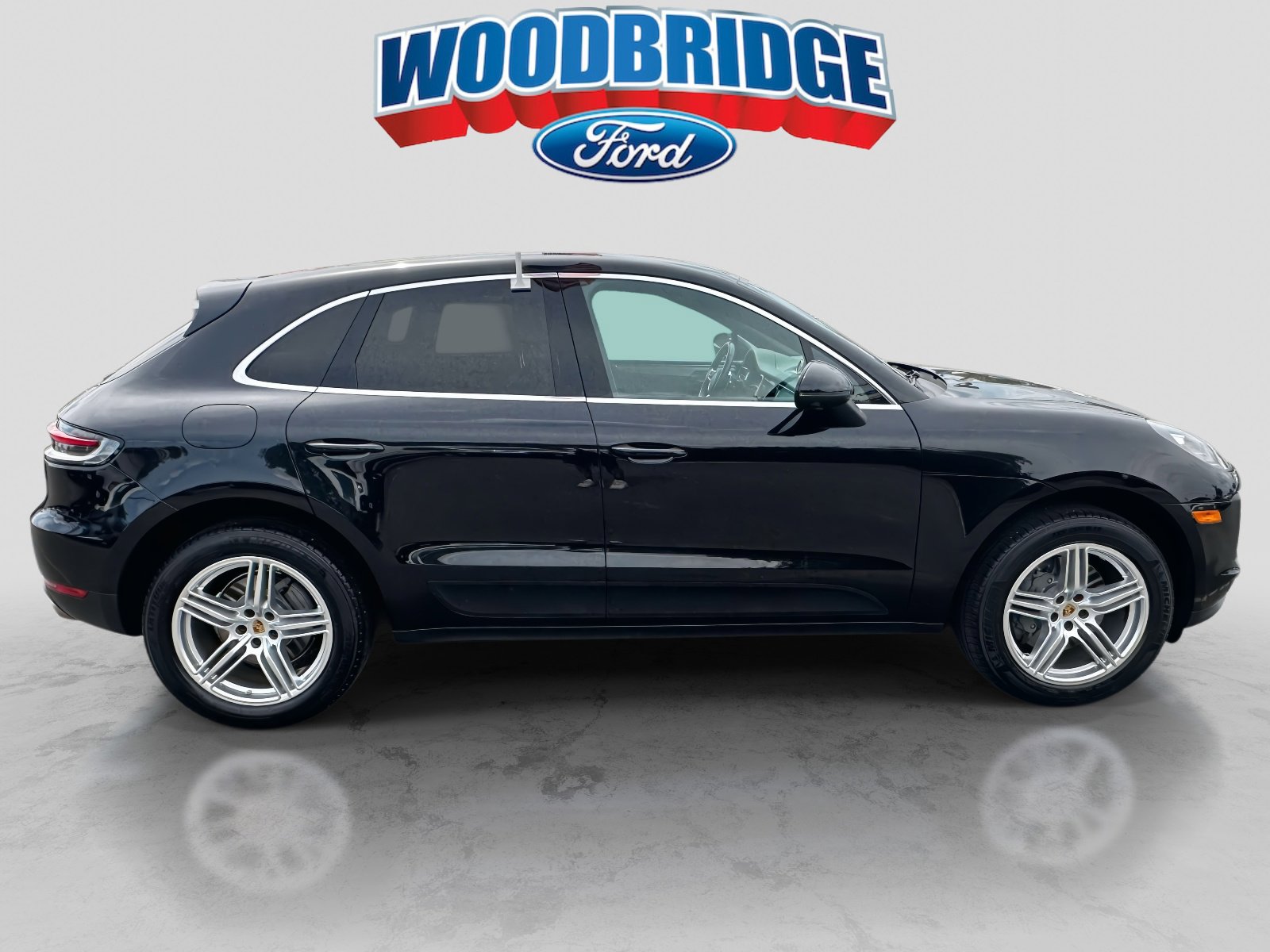 Used 2019 Porsche Macan S w/ Premium Package Plus image 3
