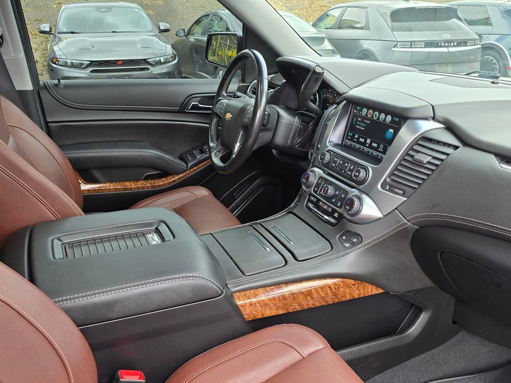 Used 2019 Chevrolet Tahoe Premier w/ Premier Plus Edition AWD/4WD image 11