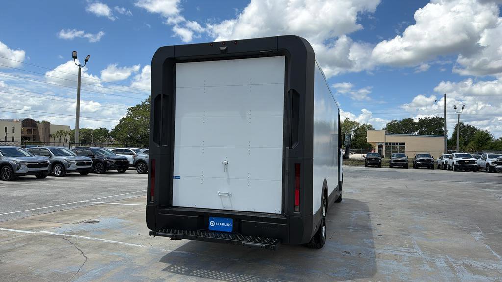 Used 2024 Chevrolet Brightdrop 600 w/ Commercial Equipment Package AWD/4WD image 8