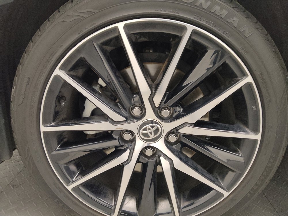 Used 2022 Toyota Camry SE image 31