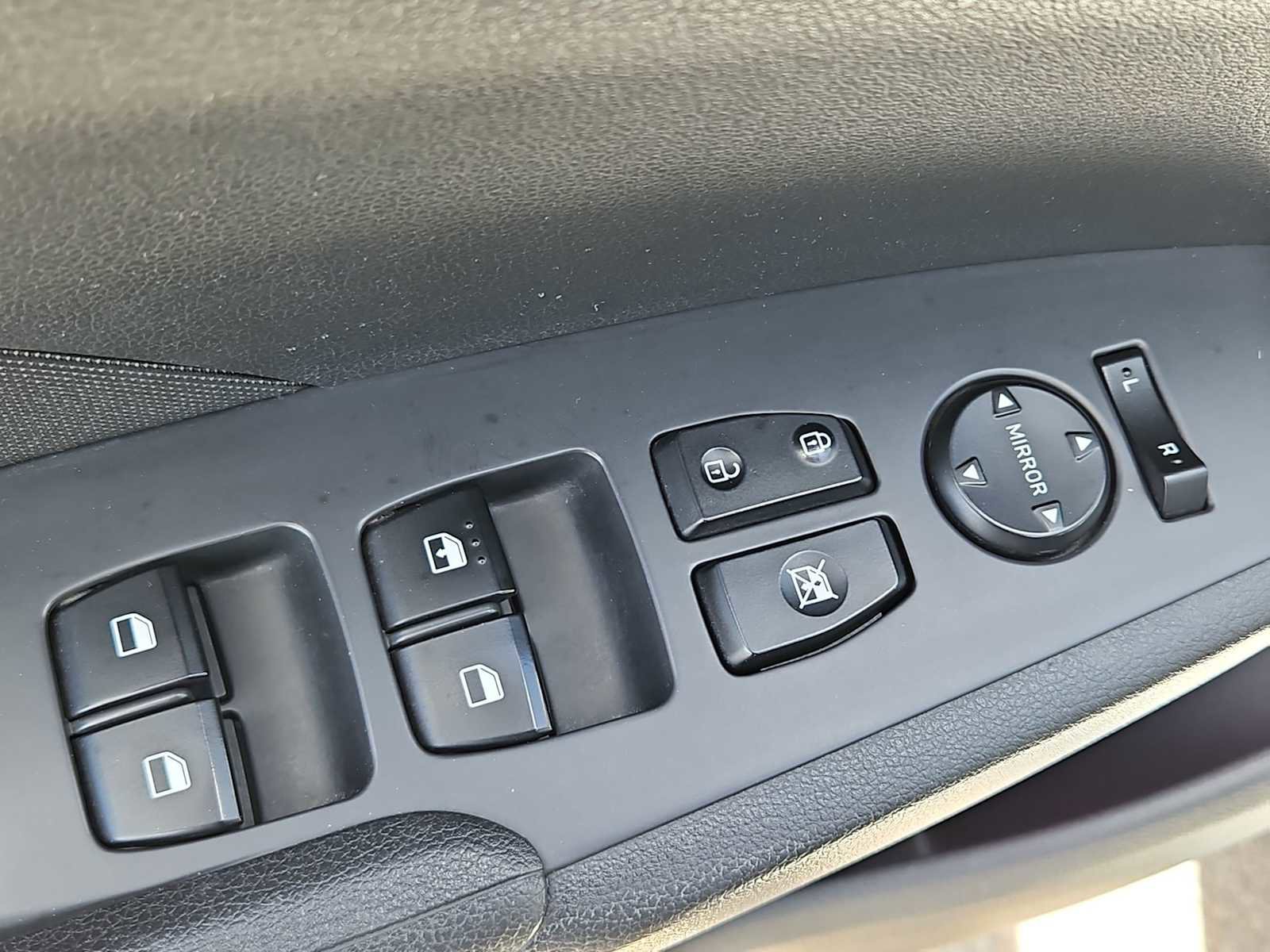 Used 2020 Hyundai Accent SE FWD image 16