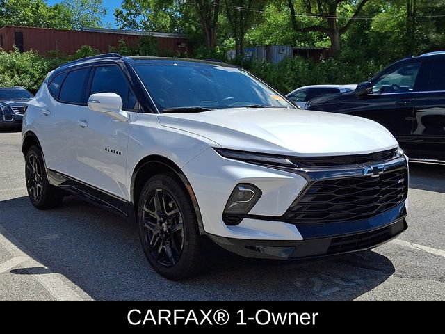 Used 2024 Chevrolet Blazer RS AWD/4WD image 2