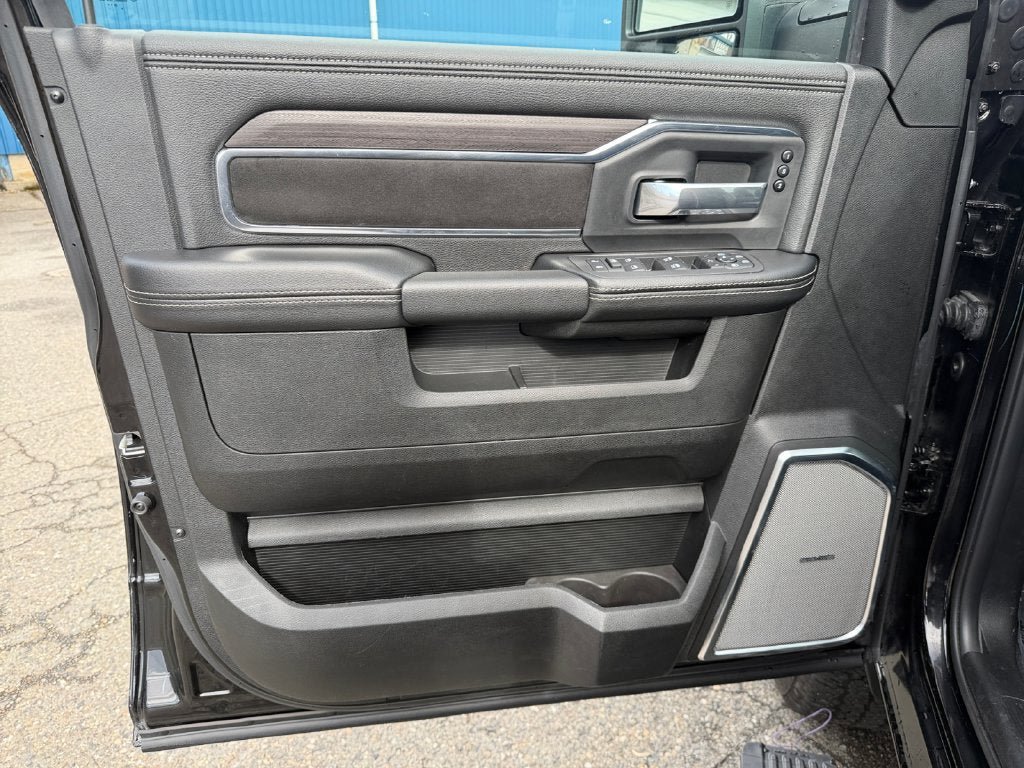 Used 2026 RAM 3500 Laramie AWD/4WD image 20