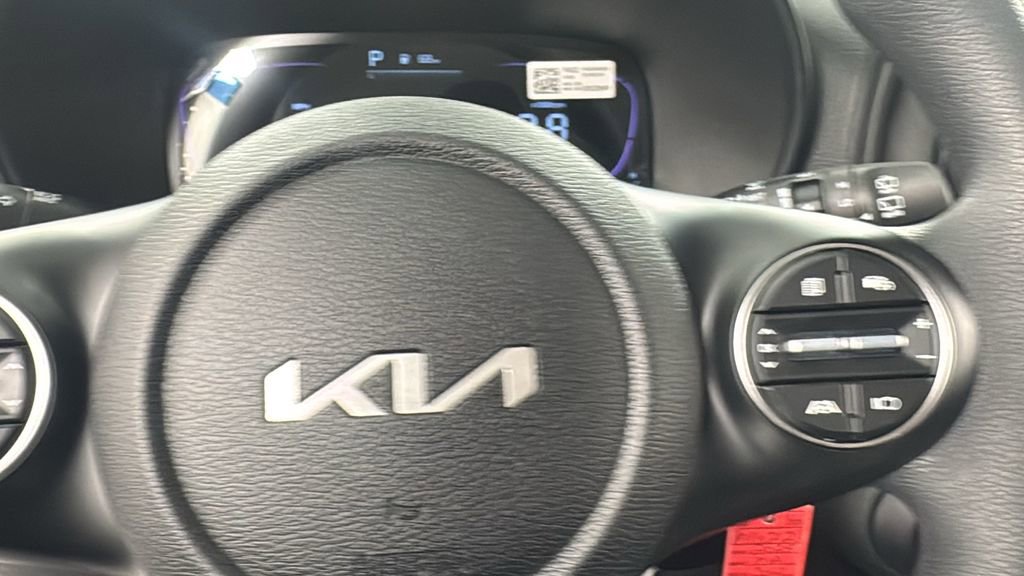New 2025 Kia Soul LX image 22