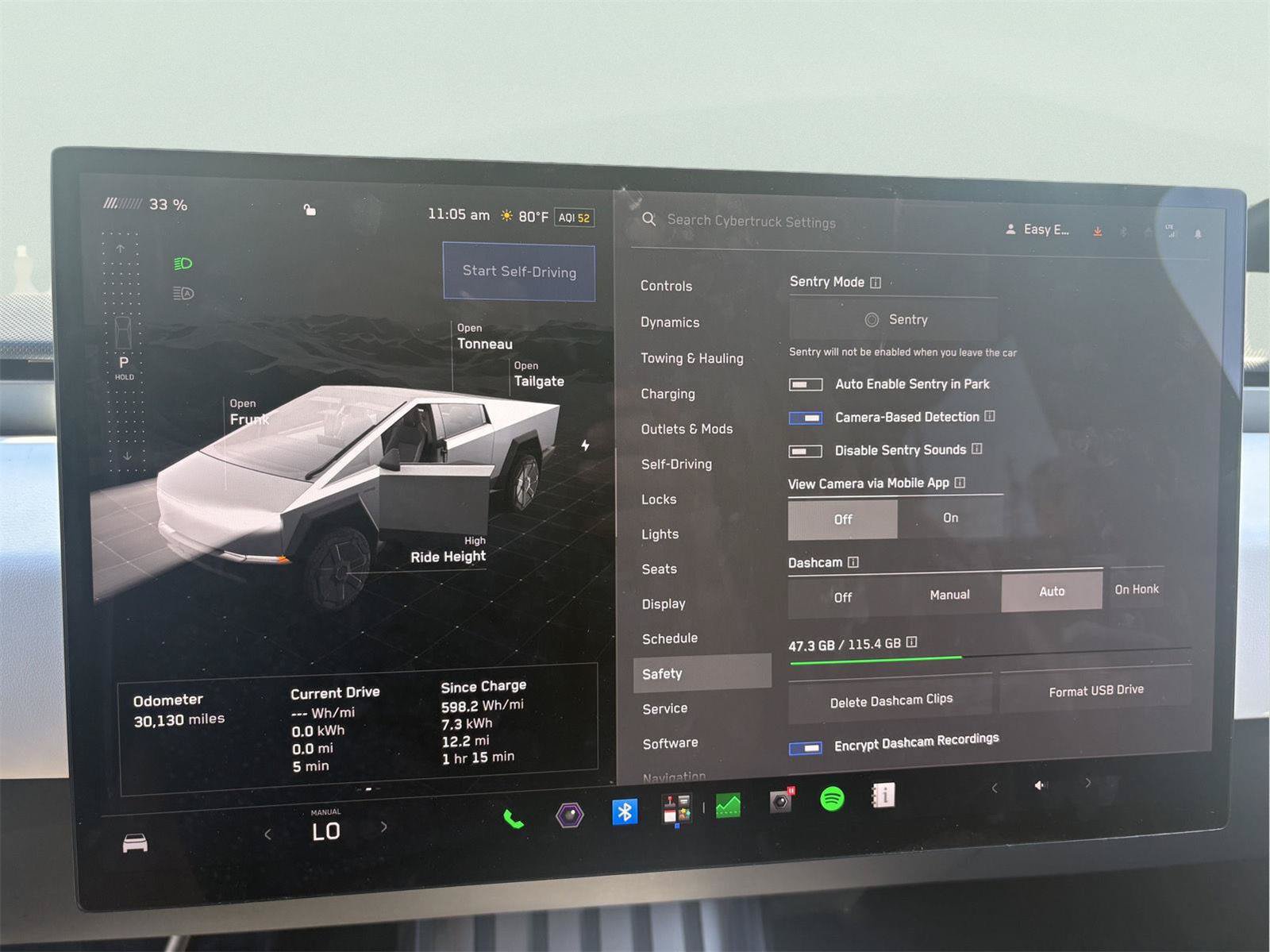 Used 2024 Tesla Cybertruck AWD Crew Cab image 28