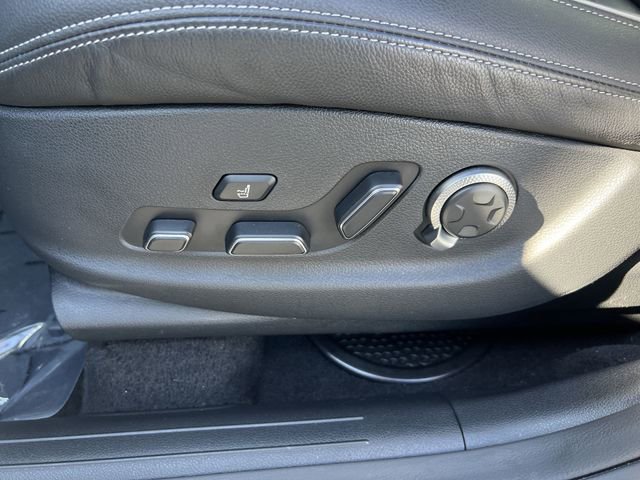 Used 2025 Genesis GV70 3.5T Sport AWD/4WD image 10