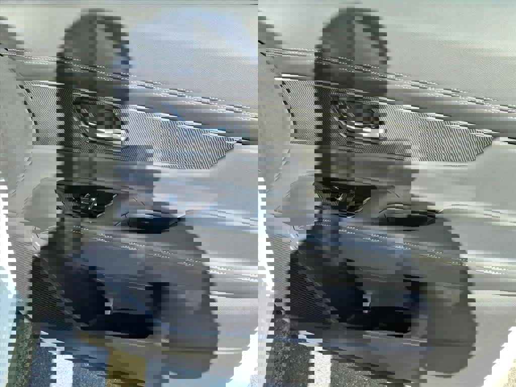 Used 2025 Nissan Murano SV image 25