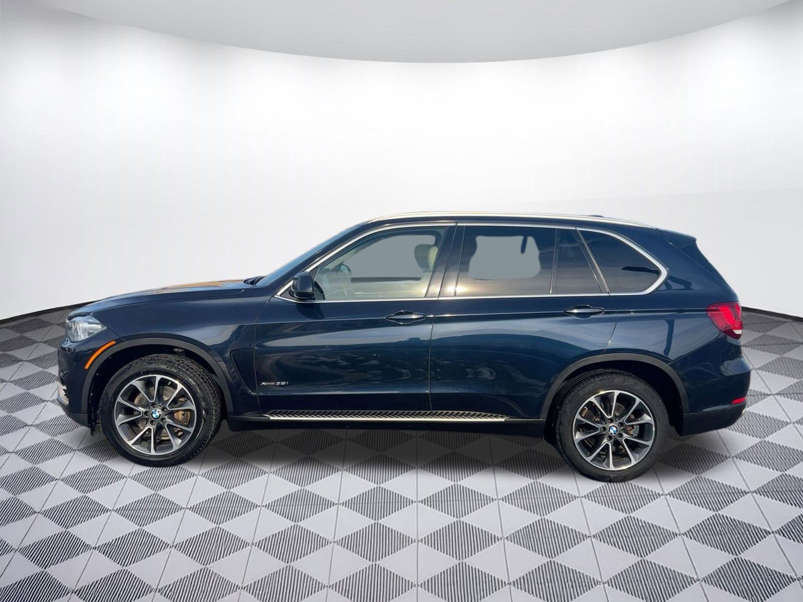 Used 2014 BMW X5 xDrive35i image 2