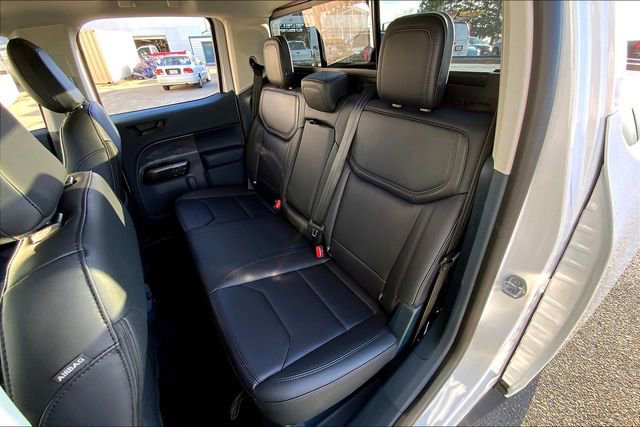 New 2025 Ford Maverick Lariat w/ Black Appearance Package image 10