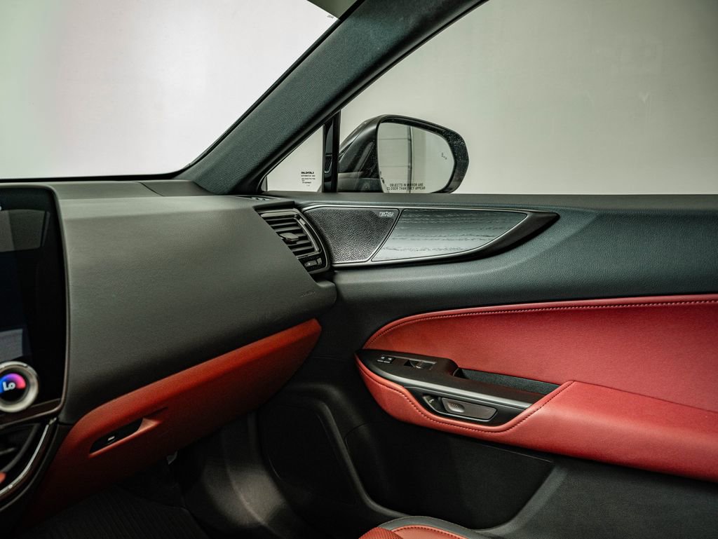 Certified 2025 Lexus NX 350h AWD w/ Accessory Package (2T) image 27