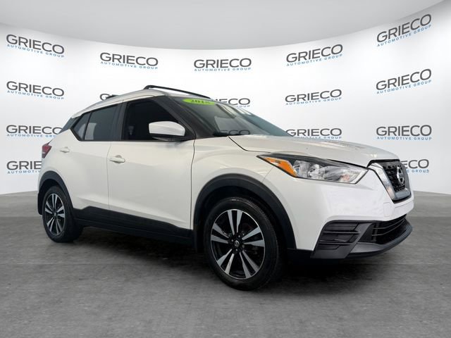 Used 2018 Nissan Kicks SV w/ Exterior Package FWD image 1