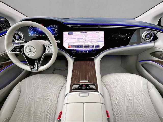 Used 2023 Mercedes-Benz EQS 580 4MATIC Sedan image 15