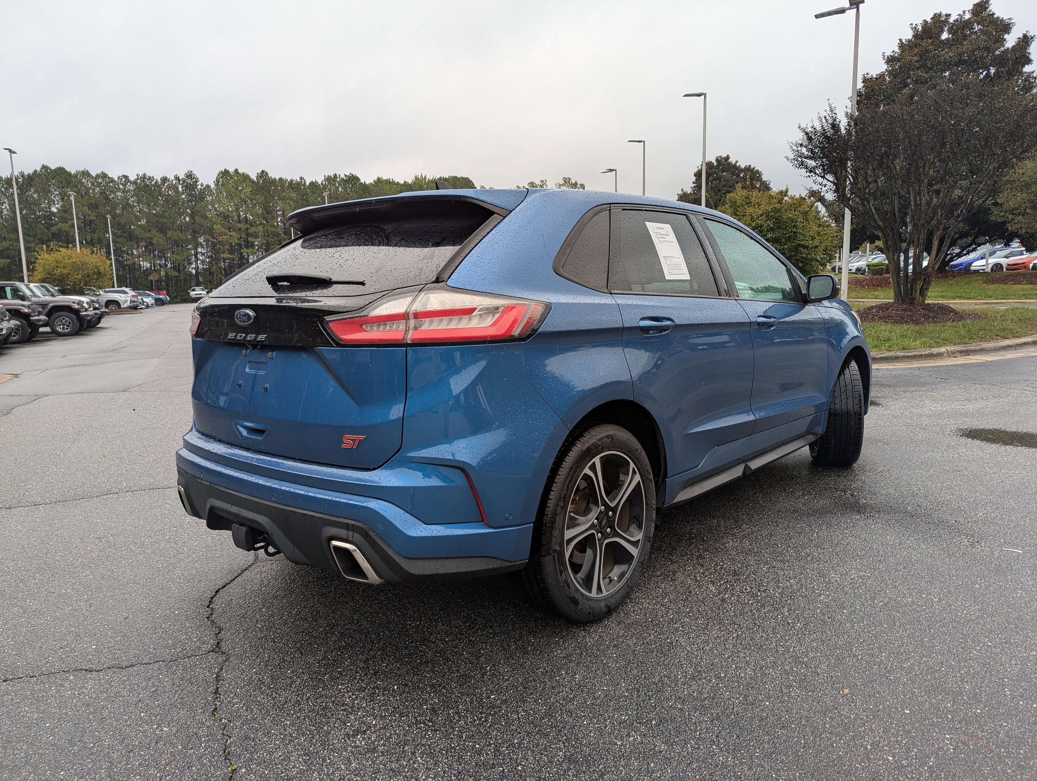 Used 2021 Ford Edge ST w/ Equipment Group 401A image 5