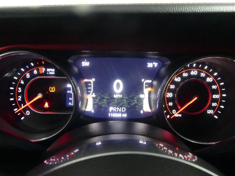 Used 2018 Jeep Wrangler Unlimited Rubicon w/ Dual Top Group image 32