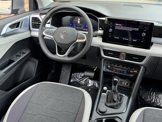 New 2026 Volkswagen Taos SE image 14