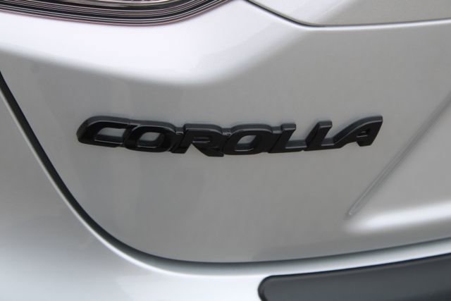 Used 2024 Toyota Corolla LE FWD image 9