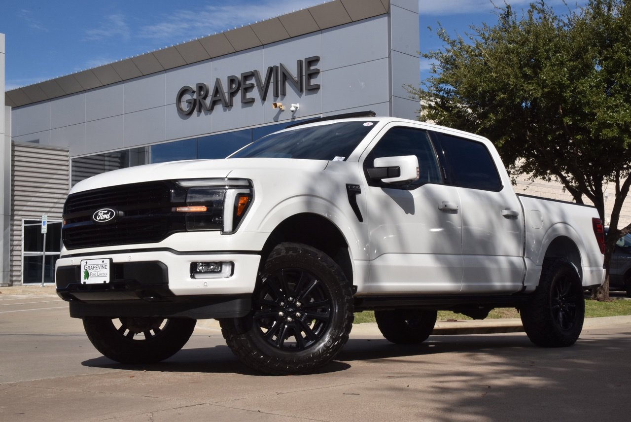 Used 2024 Ford F150 Platinum w/ Equipment Group 702A High AWD/4WD image 2