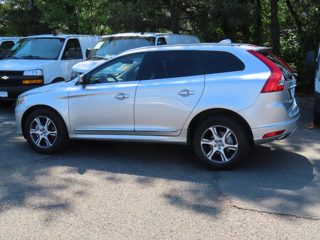 Used 2014 Volvo XC60 T6 AWD/4WD image 3