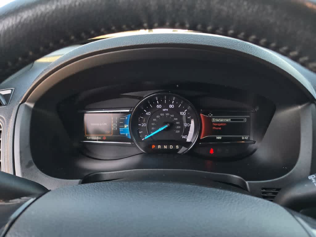 Used 2018 Ford Explorer XLT w/ Equipment Group 202A AWD/4WD image 16