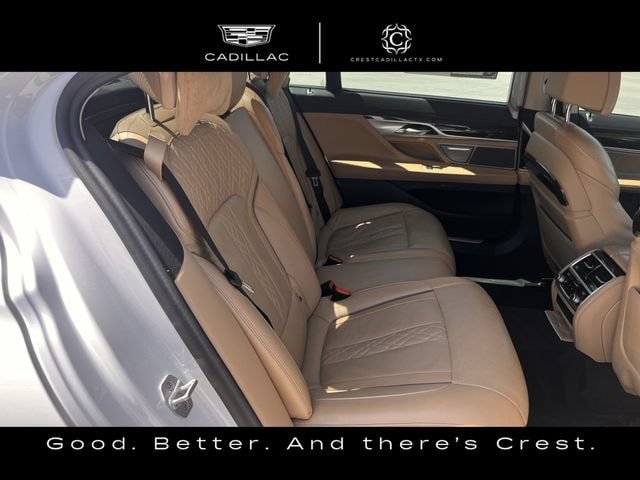 Used 2022 BMW 740i RWD image 30