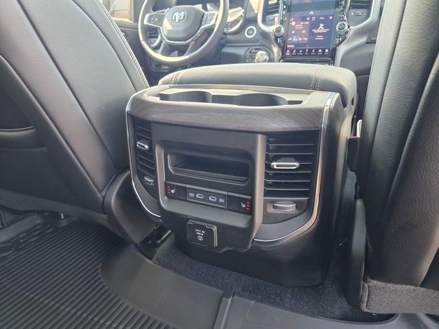 New 2026 RAM 1500 Laramie w/ Laramie Preferred Package AWD/4WD image 14