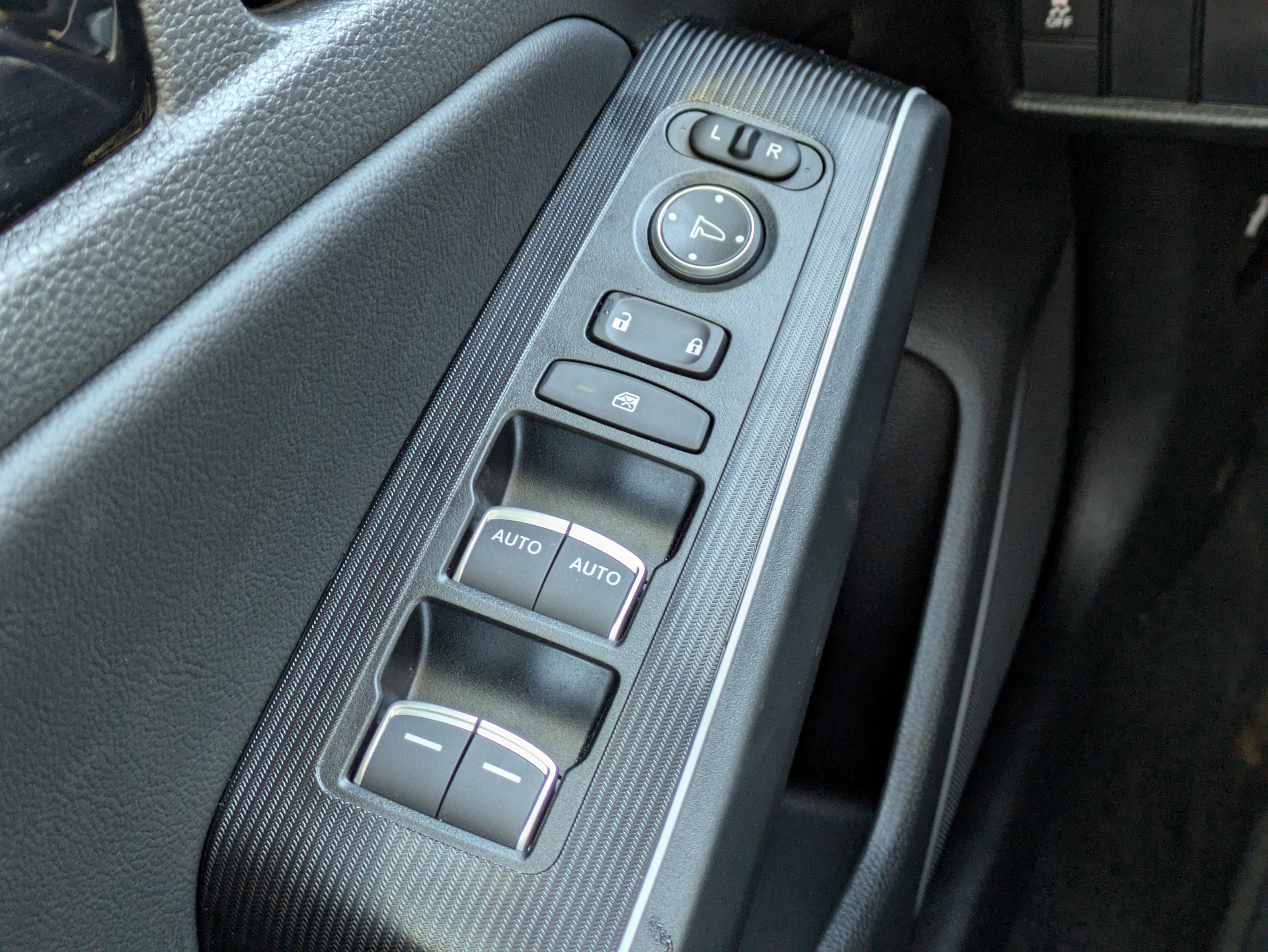 Certified 2025 Honda Civic Sport Touring image 34