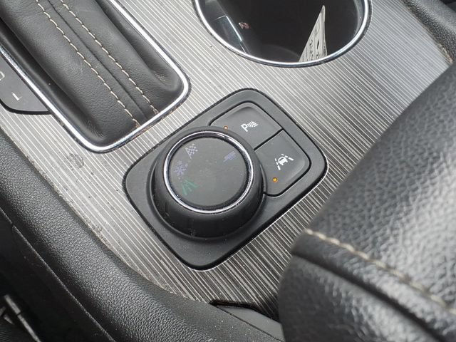 Used 2019 GMC Acadia SLT w/ LPO, Cargo Package FWD image 32