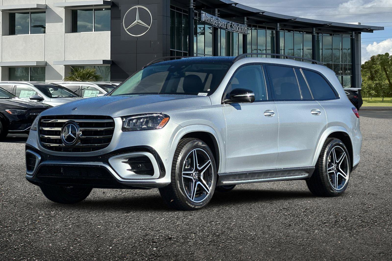 New 2026 Mercedes-Benz GLS 450 GLS 450 image 8