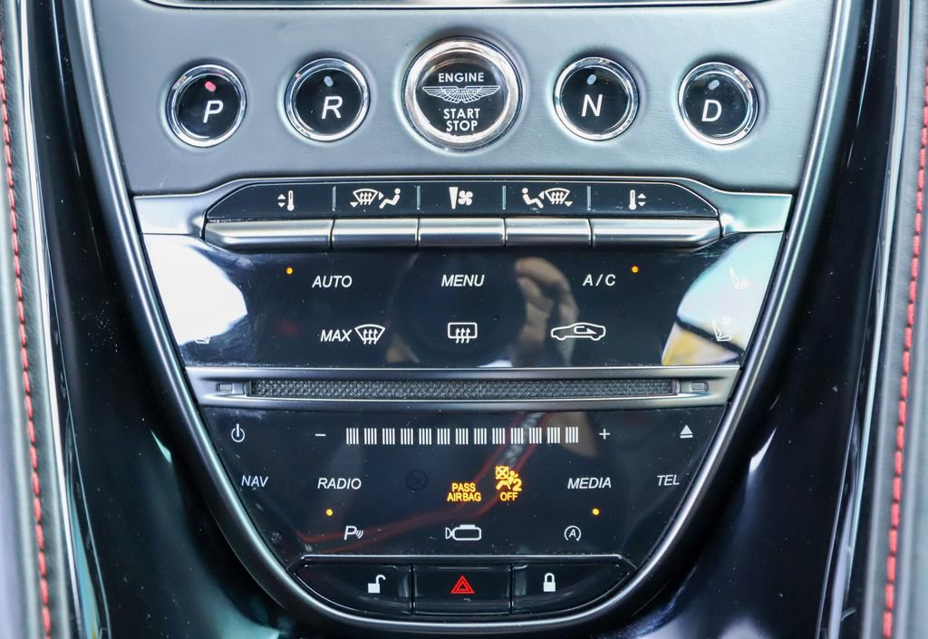 Used 2019 Aston Martin DBS Superleggera RWD image 48