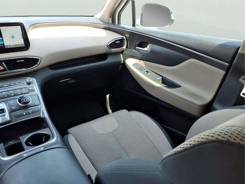 Used 2023 Hyundai Santa Fe SEL image 12
