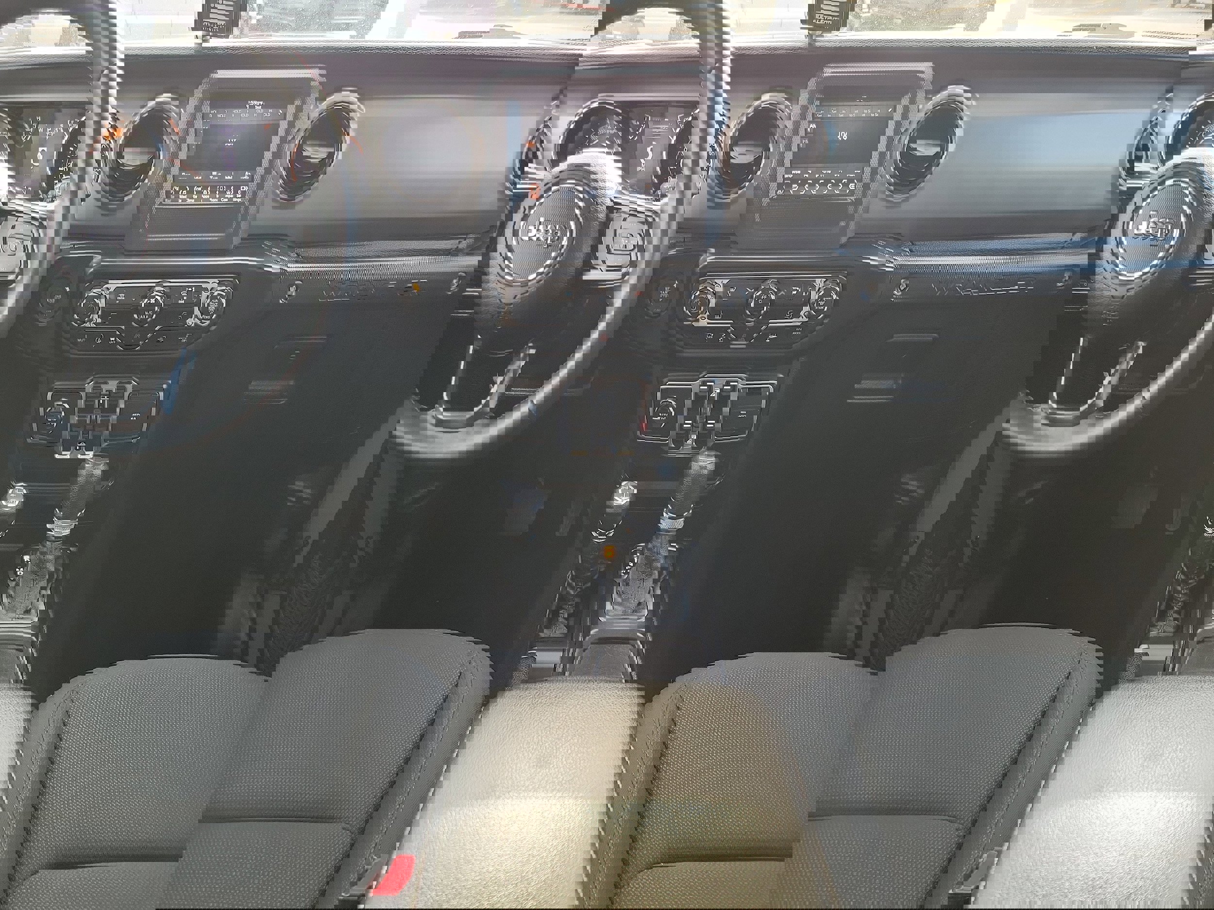 Used 2022 Jeep Wrangler Unlimited Sport image 13