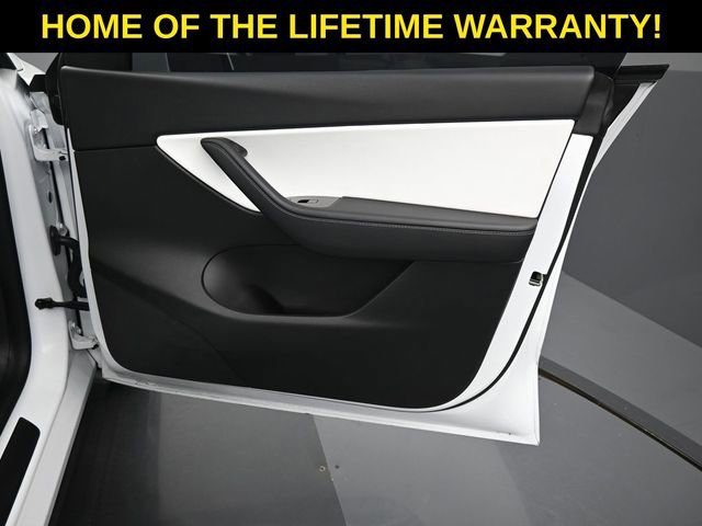 Used 2021 Tesla Model Y Long Range image 52