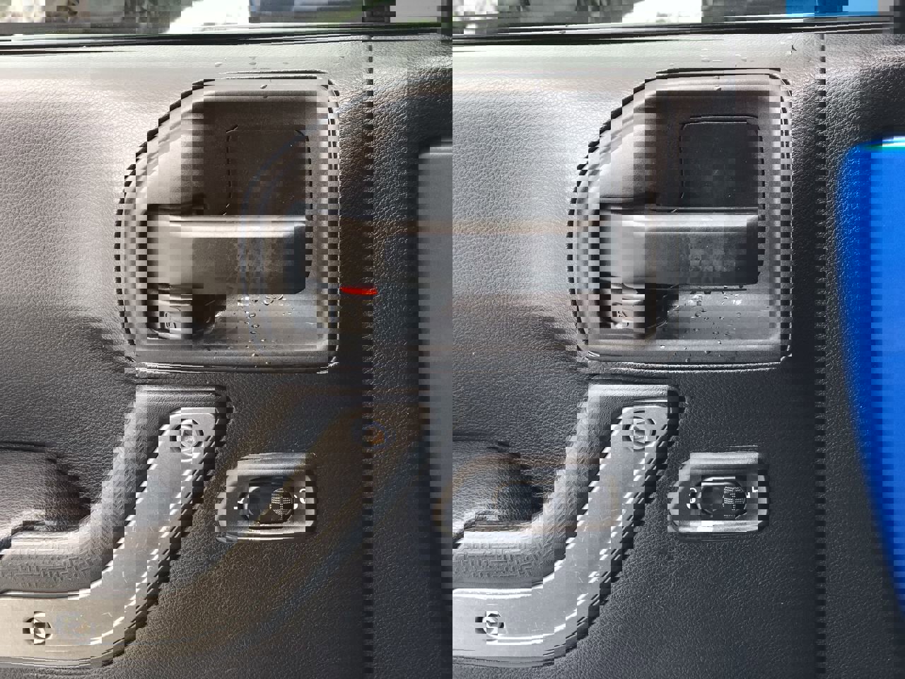 Used 2015 Jeep Wrangler Unlimited Sport w/ Quick Order Package 24S image 12