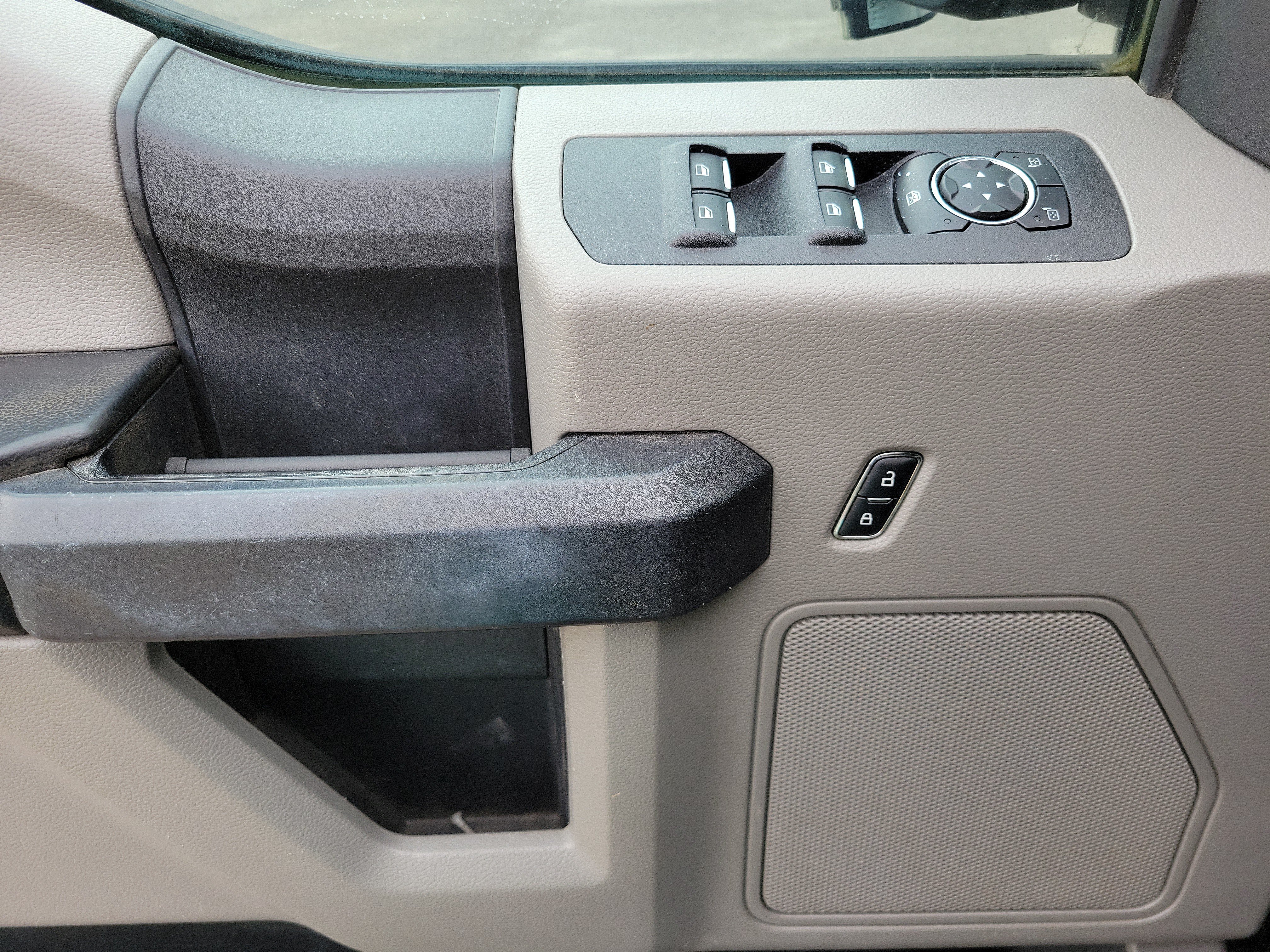 Used 2016 Ford F150 XL w/ XL Power Equipment Group AWD/4WD image 19